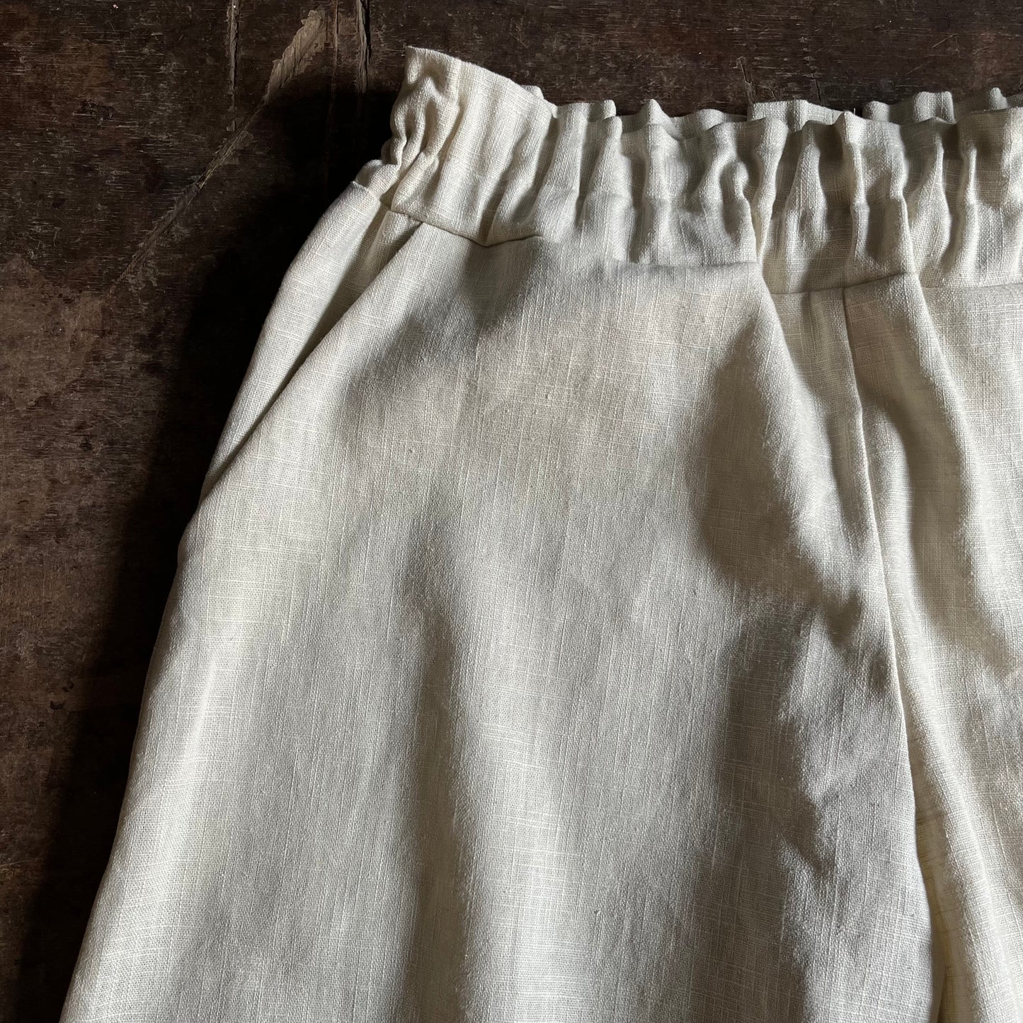 Emmy linen shorts