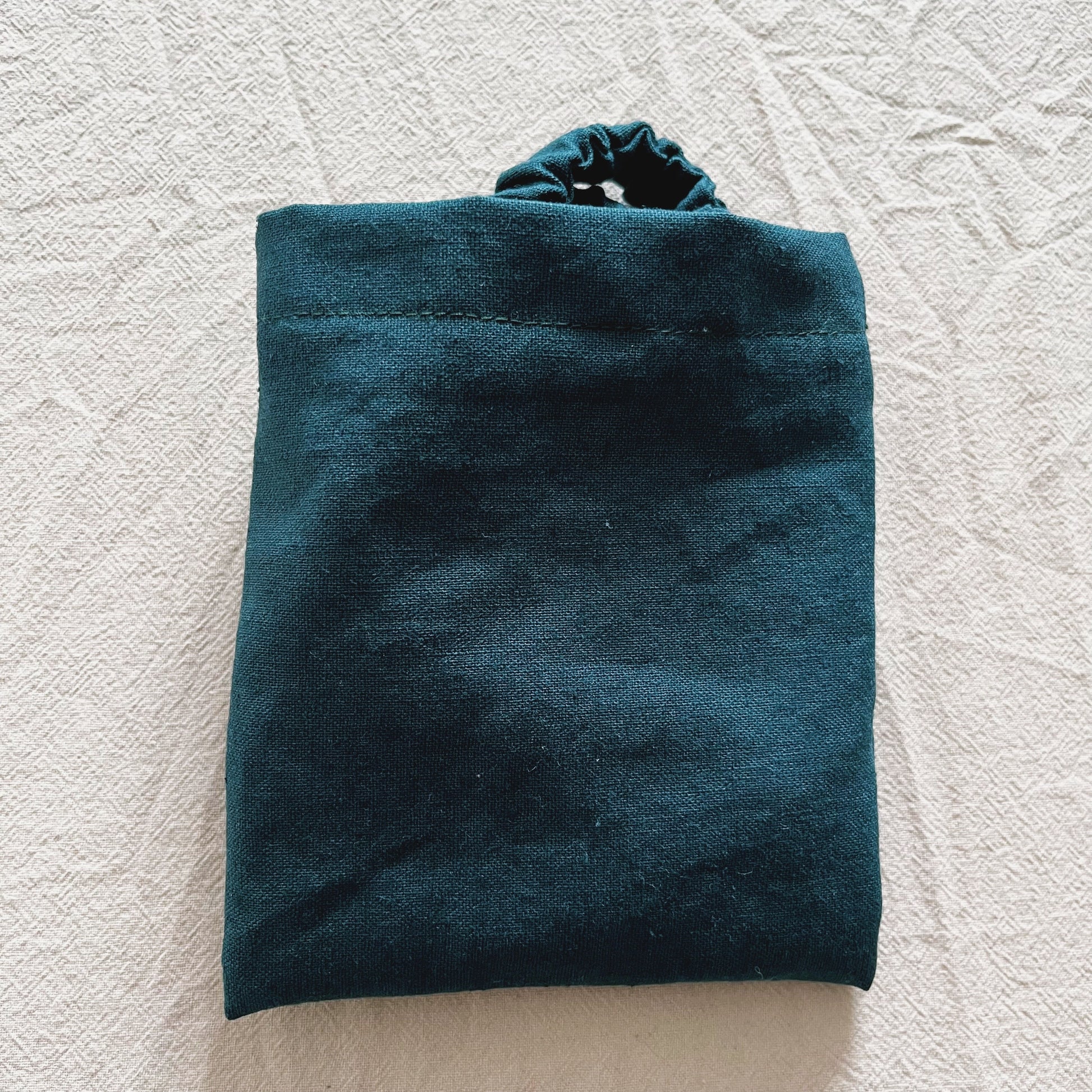 Washed linen sleep mask with keeper pouch -Teal Green - Walker & Walker
